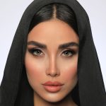 لنز رنگی ایفوریا فورستا، ترکیب سبز رگه‌دار با ته‌مایه عسلی