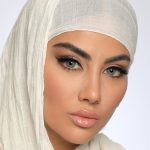 لنز ایفوریا مدل Zeus، رنگ طوسی رگه‌دار مناسب برای ظاهری شیک و جذاب