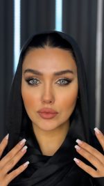 لنز لیزا مود تن