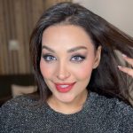 لنز ایفوریا آیهان (Ayhan) رنگ طوسی یکدست ۵ بعدی با طراحی طبیعی