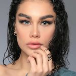 لنز لازورد مدل پیور بلو با رنگ آبی اقیانوسی