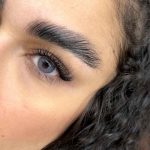 لنز رنگی ویکتوریا مارون بلو، ترکیب رنگ آبی زیبا برای ظاهری خاص و طبیعی