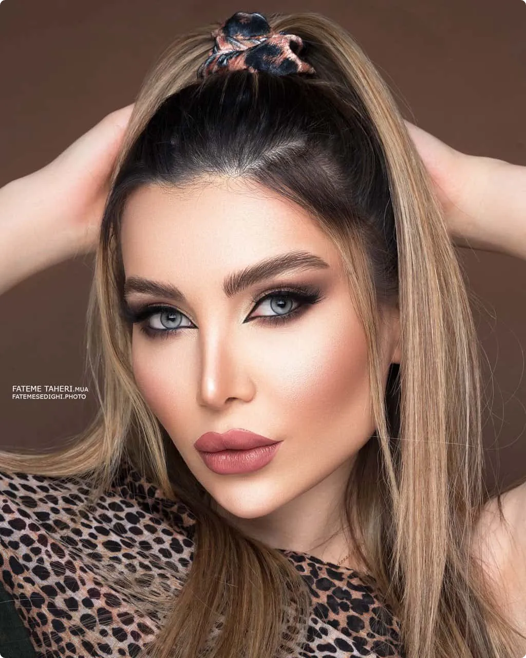 لنز آماندا دلفین گری (Amanda Dolphin Gray)
